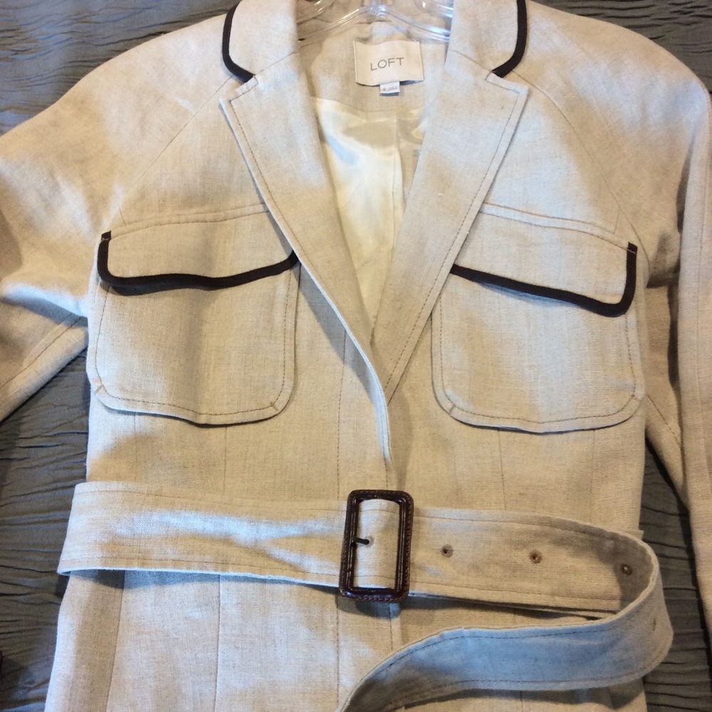 LOFT Linen Blazer
